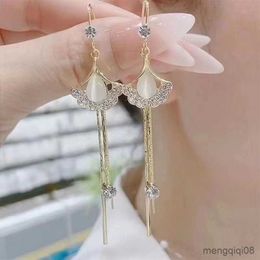 Stud Fashion Exquisite Leaves Tassel Pendant Earrings For Women Shiny Crystal Long Hanging Earring Female Luxury Jewellery