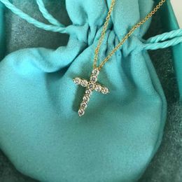 Designer's Brand S925 Sterling Silver Cross Pendant Necklace female rose gold minority mens light luxury clavicle chain 4I66