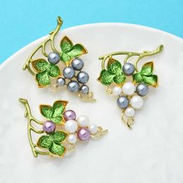 Pins Brooches Wuli babyTop high-quality pearl for women's unisex 3-color enamel grape fruit party office brooch gift G230529