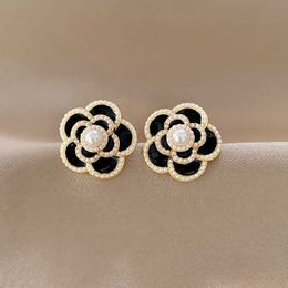 Stud Elegant Classic Black Camellia Women's 2022 New Fashion Luxury Jewelry Wedding Party Girl Sexy Earrings G230602