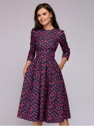 Casual Dresses 2023 Europe And The United States Autumn Winter Women's A-line Dress Retro Small Floral