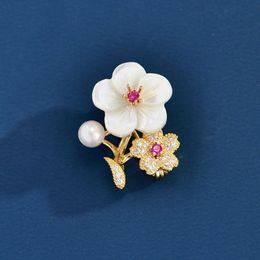 Pins Brooches Women's fashion crystal shell pearl flower women's luxury gold Colour zircon alloy plant brooch safety pin G230529