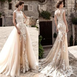2022 Modest Champagne Wedding Dresses with Detachable Skirt White Lace Appliqued Court Train Beach Garden Bridal Gowns BA5359328z