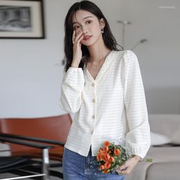 Women's Blouses Long Sleeve V-neck Lace Splice Casual White Shirt Spring Autumn Women Tops Female Vintage Elegant Slim Apricot Blouse 1600