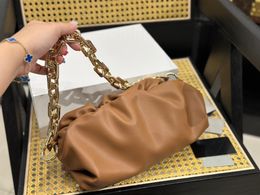 Fashion Classic Cloud Bag Thick Chain Shoulder Bag Genuine Leather Classic Women's Luxury Large Capacity Magnetic Snap Closure Opening ID michafl_kops