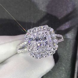 Band Rings Huitan Gorgeous Square Shape Women Ring Full Bling Iced Out Micro Pave Crystal Zircon Dazzling Bridal Ring Wedding Engage Ring J230602