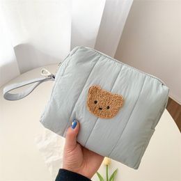 Diaper Bags Cartoon Kids Bedside Stroller Hanging Bag Bear Baby Storage Polyester Zipper Travel Portable Handbag 230601