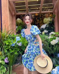 Casual Dresses Vintage Blue Floral Square Collar Puffy Sleeve Dress Summer Fashion Print Style Sleeved Skein Waist Sexy Party Skirt