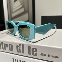 modeontwerper zonnebril van hoge kwaliteit klassieke bril goggle outdoor strand zonnebril voor man vrouw 6 kleuren optioneel driehoekige handtekening met geschenkdoos