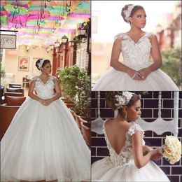 Cinderella Ball Gown Wedding Dresses 2016 V neck Open Back Vintage Lace Appliques Bridal Gowns Tulle Wedding Bridal Gowns239u