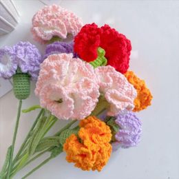 Decorative Flowers Knitted Carnation Artificial For Decoration Crochet Flower Hand Woven Table Centrepiece Handmade Gift