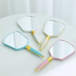 Makeup Tools Vintage Handheld Makeup Mirror with Handle Hand Vanity Irregular Salon Dressing Table Compact Mirror for Dentist Home Cosmetics J230601