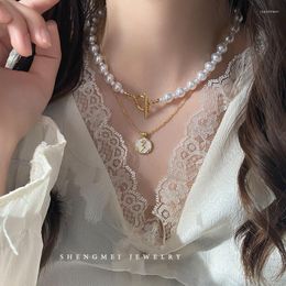 Necklace Earrings Set Retro Pearl Feels Light And Luxurious. Double-layered Clavicle Chain Wears Delicate Rose Temperament Necklace.