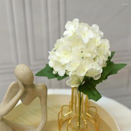 Decorative Flowers Retro Hydrangea Bouquet Artificial Room Home Decoration DIY Wedding Flower Arrangement Party Supplies Po Props