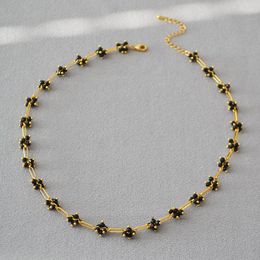 Choker LONDANY Necklace Korean Handmade Woven Shiny Black Spinel Flower Ball Elegant And Fashionable Temperament Short