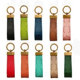 Fashion Accessories Keychains PU Leather Printing Couples Keychain Designer Classic Brand Unisex Embossing Car Key Chains Pendant