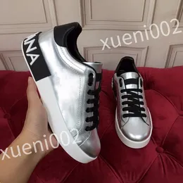 2023 Luxurys Designer Sneakers Men and Women Casual Shoes Fashion White Genuine Leather Flat Sports skate shoes