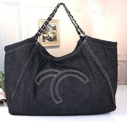 2023 New totes bag Fashion ladies luxury brand designer Tote Bag Casual handbag Shoulder Portable chain leather Shopping shoulder Bag