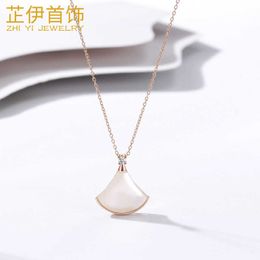 Necklaces Strands Strings 925 Sterling Silver Small Skirt Necklace White Fritillaria Shell Korean Fashion Accessories Crowd Neckchain Ins Pendant