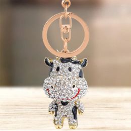 Keychains Cute Standing Cattle Keychain Animal Bull Cow Key Chain Ring Holder Bag Pendant Accessories Keyring