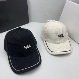 New Syle Simple Designer Brand Leer Ball Caps Visors Has Famous Women Solid Colour Pure Coon Fabric Leers Embroidery Baseball Cap Oudoor Beach Spors