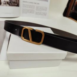 Cinture firmate Cintura da uomo in tinta unita classica con lettera in oro per donna Designer Cintura di lusso Cinture con fibbia ad ago vintage 30mm di larghezza all'ingrosso