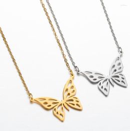 Pendant Necklaces Outline Swallowtail Butterflies Insect Charms Jewellery Flying Moth Satinless Necklace Chain Ornament Gift