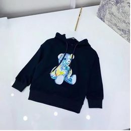 Lyxdesigner barn streetwear hoodies pojkar flickor unisex tröjor mode alfabet tryckt tryckt pullover baby barn vardagskläder