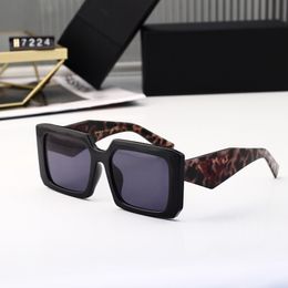 Designer Sunglasses for Men Classic Eyeglasses Goggle Outdoor Beach Sun Glasses for Man Woman Mix Color Optional Triangular Signature 7224