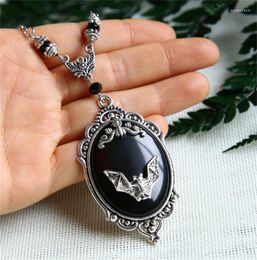 Pendant Necklaces 2023 Gothic Vampire Bat Sweater Necklace Silver Plated Framed Cameo Jewellery Witch Crystal Gifts For Lover