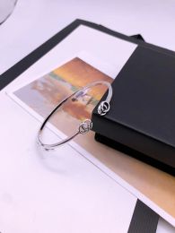 Projektant bransoletki mankiet mankietowa Mężczyźni dan prezent na stal nierdzewną klasyczny liter Bangles klejnot 7c