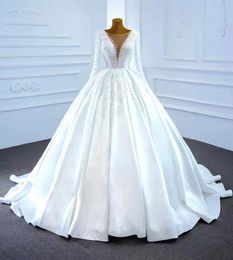 Bescheidene Langarm -Ballkleid Brautkleider Braut Kleider mit Schmuckhals applizierte Pailletten Plus Size Robe de Mariee Custom Made MADE MADE MACHTE BRIDAL -PARTARY -Kleider