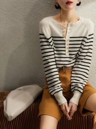 Women's Sweaters One Piece Korean Style Sweater Ladies Autumn French Retro Knit Black White Contrast Color Striped Long Sleeve Pullover