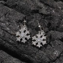 Stud Earrings Christmas Snowflake Mirco Pave Bling Iced Out Cubic Zircon Prong Setting Brass Fashion Hip Hop Jewellery BE050