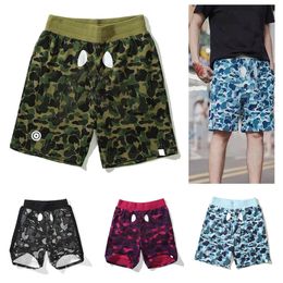 Men's Shorts Designer Womens Shark Trend Camouflage Pattern Fiess Training Sports Loose Breathable Mens Summer Outdoor Beach Short Pants