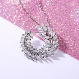 Pendant Necklaces CAOSHI Exquisite Leave C Shape Cubic Zirconia Necklace Gorgeous Women's Neck Jewelry Noble Style Accessories Selling