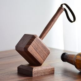 Intelligence toys Wooden Magnetic Hammer Bottle Opener Personalized Home Beer Driver Creative Decoration Black Walnut 230603