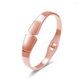 Bangle Luxury Fashion Designer Bracelets Simples Design Elegant Creative Titanium Stainless Steel 3-color Women's Ladies Jewelry