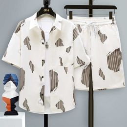 Tracksuits Summer Men's Funny Graphic T-shirt Set Printed Top Casual Shorts 2-Piece Harajuku Fashion Street Clothing P230605