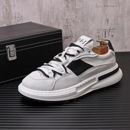 2024 Mode sommer atmungsaktiv dicke Bodendesignerin Casual Sneakers Hip Hop Street Zapatos Hombre A22