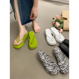 Flip-flops Women Summer Going Out Wear Thick Sole Casual New High-heeled Shoes Non-slip Beach Sandals Fashionable Comfortable