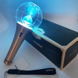 LED Light Sticks Kpop Ateezed Lightstick Ver2 Ver1 Korea Stick Globe Hand Lamp Concert Party Flash Fluorescent Toys Fans Collection 230605