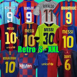 soccer jerseys finals Retro 96 97 98 99 08 09 10 11 12 15 18 19 RONALDINHO RIVALDO Iniesta maillot de foot Ibrahimovic Eto'o Kluivert BarcelonaS RONALDO XAVI SUAREZ HENRY