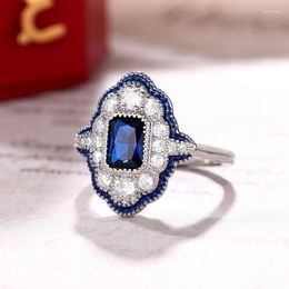 Cluster Rings CAOSHI Elegant Lady Party Ring With Dazzling Blue/White Crystal Delicate Design Accessories For Anniversary Exquisite Gift