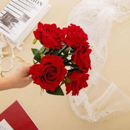 Decorative Flowers Artificial Velvet Red Rose Flower Simulation Wreath Plants Wedding Decor Living Room Table Display Flore Fall Decorations