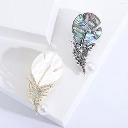 Brooches Natural Shell Feather Brooch Lapel Pin Men Women Vintage Rhinestone Peacock Dress Suit Accessories Gift