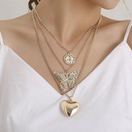 Pendant Necklaces Chic Exaggerated Big Butterfly Love Heart Necklace Women Vintage Multilayer Chains Geometric Jewelry Kolye