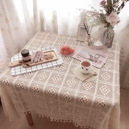 Table Cloth Pastoral Style Crochet Lace Hollow Table Cloth for Kitchen Wedding Dining Room Decoration Round Table Cover R230605