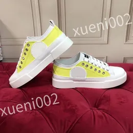 New Luxurys Designers sneaker Casual Shoe Men Women Leather Lace Up Sneakers White Black Trainers Jogging Walking