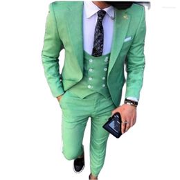 Men's Suits Green Slim Fit Groom Tuxedos Notch Lapel Groomsman Wedding Conjuntos De Hombre Blazer Suit 3 Pieces (Jacket Pants Tie)